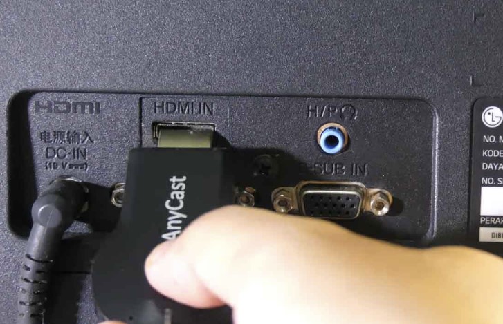 Menggunakan HDMI Dongle Anycast ke TV